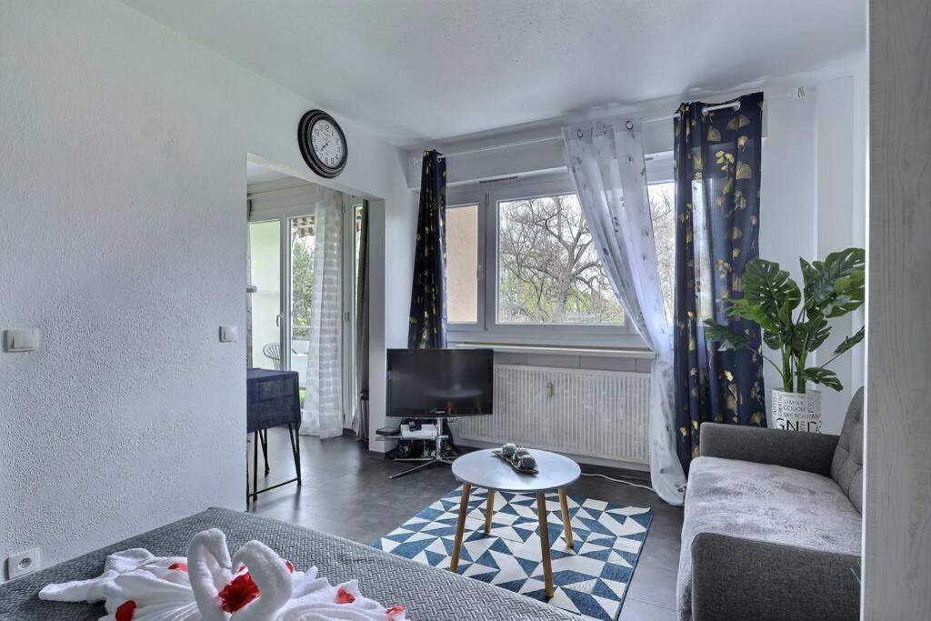 Ferienwohnung Studio Renov*Fibre*Parking 3 Min Gare De St-Louis Saint-Louis  Exterior foto